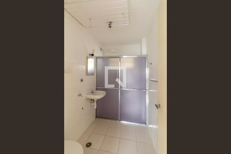 Banheiro de kitnet/studio à venda com 1 quarto, 43m² em Vila Buarque, São Paulo