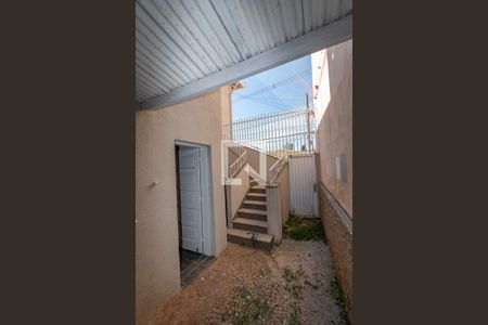 Casa para alugar com 50m², 1 quarto e sem vagaÁrea de Serviço