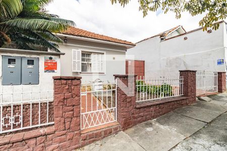 Casa à venda com 380m², 2 quartos e 10 vagasFachada da Casa