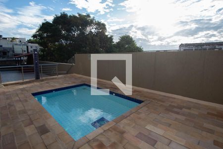 Casa de condomínio à venda com 70m², 2 quartos e 1 vagaPiscina - Infantil