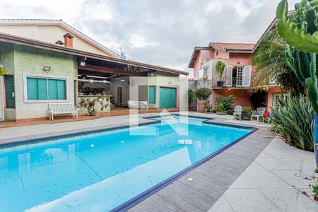 Casa à venda com 980m², 5 quartos e 9 vagasPiscina