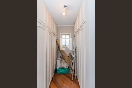 Casa à venda com 980m², 5 quartos e 9 vagasCloset suite 2