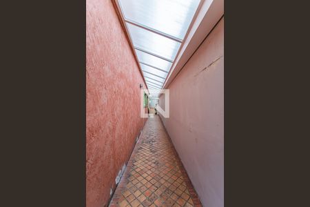 Casa à venda com 980m², 5 quartos e 9 vagasCorredor