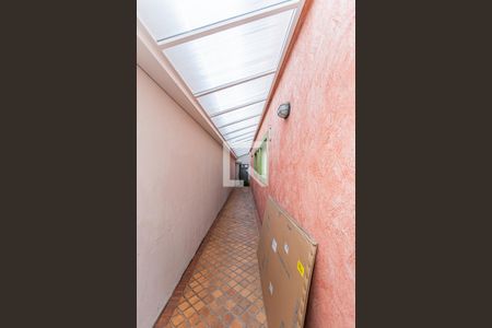 Casa à venda com 980m², 5 quartos e 9 vagasCorredor