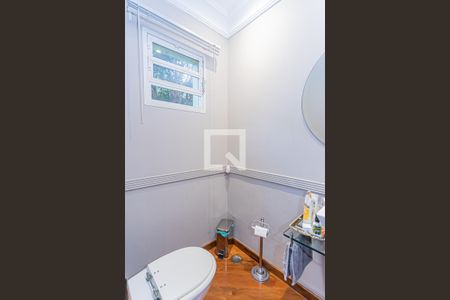 Casa à venda com 980m², 5 quartos e 9 vagasLavabo