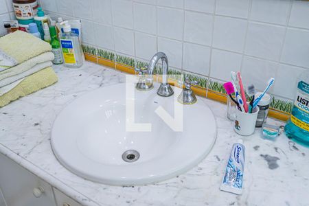 Casa à venda com 980m², 5 quartos e 9 vagasBanheiro suite 3