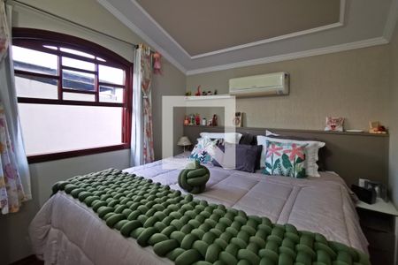 Casa à venda com 280m², 3 quartos e 3 vagasSuíte