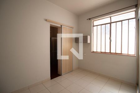 Suíte 1 de casa para alugar com 3 quartos, 160m² em Setor Central, Goiânia