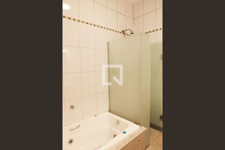 Apartamento à venda com 140m², 3 quartos e 1 vagaBanheiro da Suíte