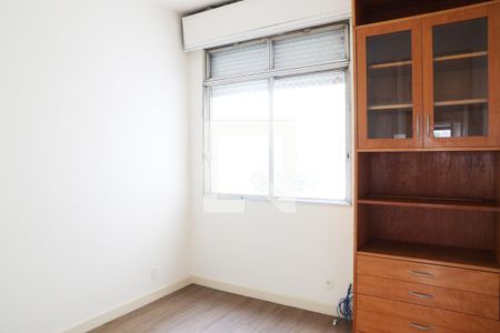 Apartamento à venda com 140m², 3 quartos e 1 vagaQuarto 2