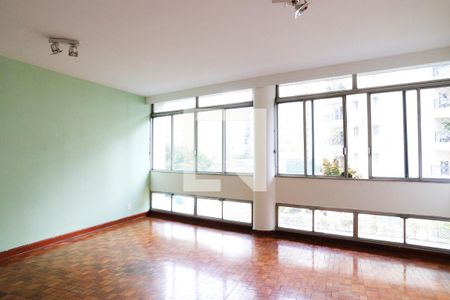 Apartamento à venda com 3 quartos, 140m² em Santa Cecília, São Paulo