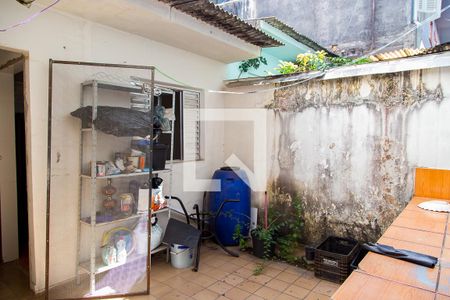 Casa à venda com 100m², 2 quartos e 1 vagaQuintal