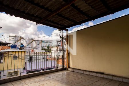 Casa à venda com 100m², 2 quartos e 1 vagaVaranda do Quarto 2