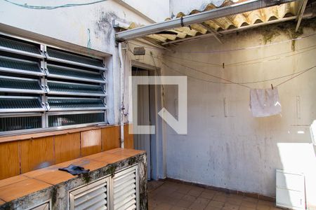 Casa à venda com 100m², 2 quartos e 1 vagaQuintal