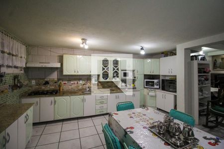 Casa para alugar com 700m², 9 quartos e 5 vagasPiso 0 - Sala/Cozinha