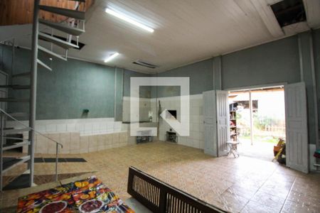 Casa para alugar com 700m², 9 quartos e 5 vagasÁrea - Churrasqueira