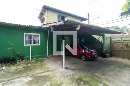 Casa à venda com 290m², 3 quartos e 5 vagas Casa à venda com 290m², 3 quartos e 5 vagasQuintal