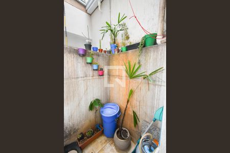 Casa de condomínio à venda com 60m², 2 quartos e 1 vaga Casa de condomínio à venda com 60m², 2 quartos e 1 vagaLavanderia