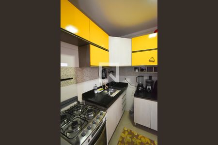 Casa de condomínio à venda com 60m², 2 quartos e 1 vaga Casa de condomínio à venda com 60m², 2 quartos e 1 vagaCozinha