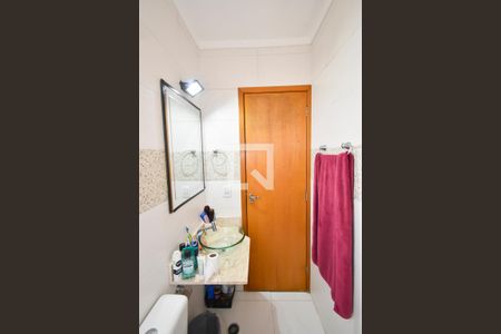 Casa de condomínio à venda com 60m², 2 quartos e 1 vaga Casa de condomínio à venda com 60m², 2 quartos e 1 vagaBanheiro da Suíte 1
