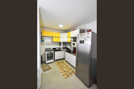 Casa de condomínio à venda com 60m², 2 quartos e 1 vaga Casa de condomínio à venda com 60m², 2 quartos e 1 vagaCozinha