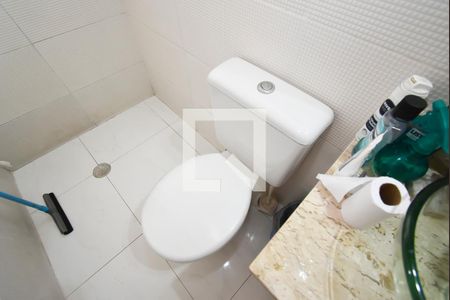 Casa de condomínio à venda com 60m², 2 quartos e 1 vaga Casa de condomínio à venda com 60m², 2 quartos e 1 vagaBanheiro da Suíte 1