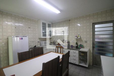 Casa à venda com 235m², 5 quartos e 1 vagaCozinha 2