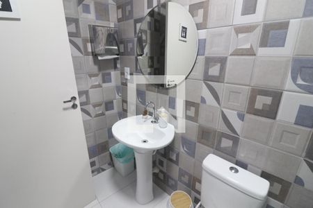 Casa à venda com 235m², 5 quartos e 1 vagaBanheiro 2