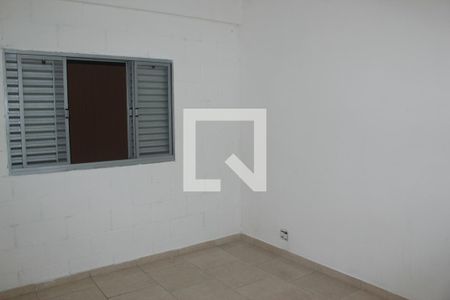 Quarto de casa para alugar com 1 quarto, 30m² em Vila Erna, São Paulo