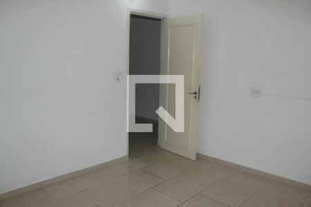 Quarto de casa para alugar com 1 quarto, 30m² em Vila Erna, São Paulo