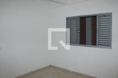 Quarto de casa para alugar com 1 quarto, 30m² em Vila Erna, São Paulo