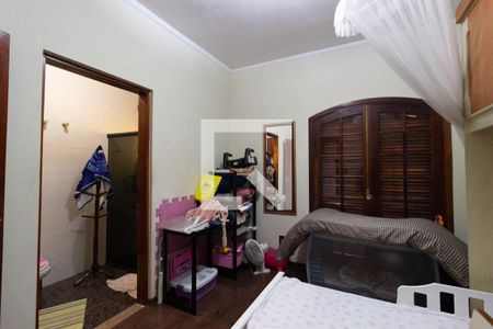 Casa à venda com 300m², 5 quartos e 7 vagas Casa à venda com 300m², 5 quartos e 7 vagasSuíte 2