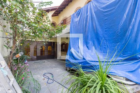 Casa à venda com 300m², 5 quartos e 7 vagas Casa à venda com 300m², 5 quartos e 7 vagasGaragem