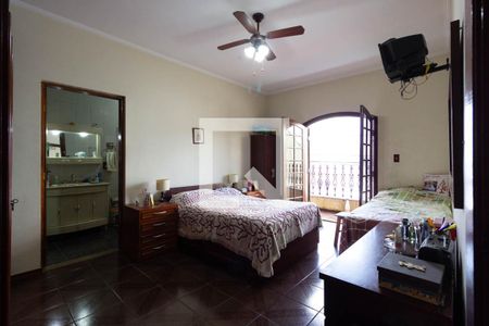 Suíte 1 de casa à venda com 5 quartos, 300m² em Vila Maria, São Paulo