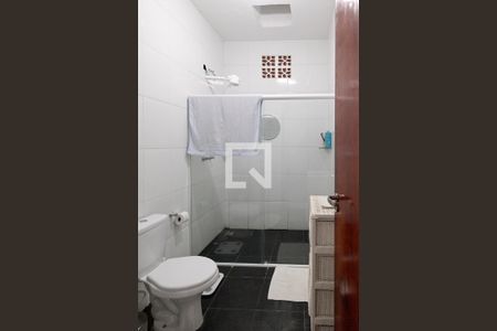 Casa à venda com 160m², 3 quartos e 2 vagasBanheiro Social