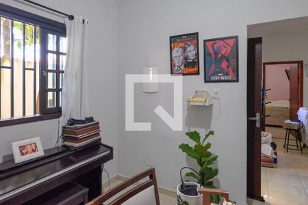 Casa à venda com 160m², 3 quartos e 2 vagasEscritorio