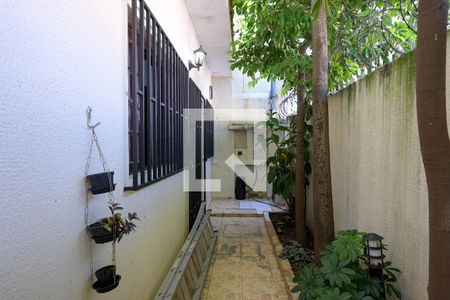Casa à venda com 160m², 3 quartos e 2 vagasQuintal