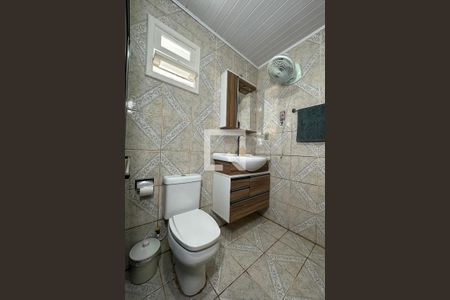 Casa à venda com 180m², 2 quartos e 2 vagasBanheiro