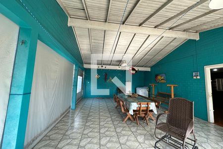 Casa à venda com 180m², 2 quartos e 2 vagasÁrea externa