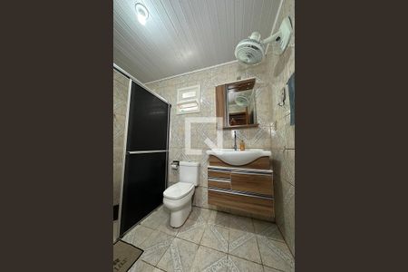 Casa à venda com 180m², 2 quartos e 2 vagasBanheiro