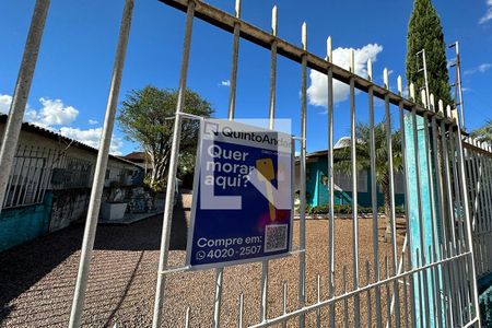 Casa à venda com 180m², 2 quartos e 2 vagasFachada