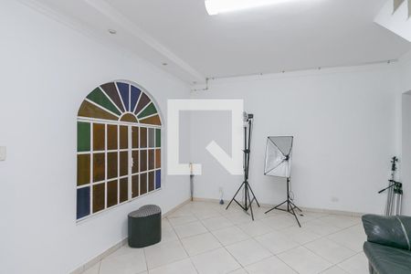 Sala de casa para alugar com 2 quartos, 120m² em Santo Amaro, São Paulo