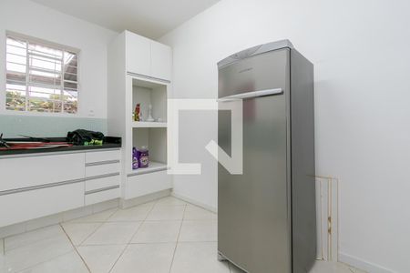 Casa para alugar com 120m², 2 quartos e 2 vagasCozinha