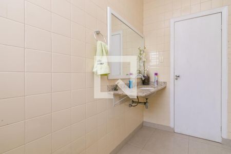 Casa para alugar com 120m², 2 quartos e 2 vagasBanheiro