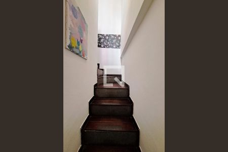 Escada de apartamento à venda com 2 quartos, 64m² em Engenho Novo, Rio de Janeiro