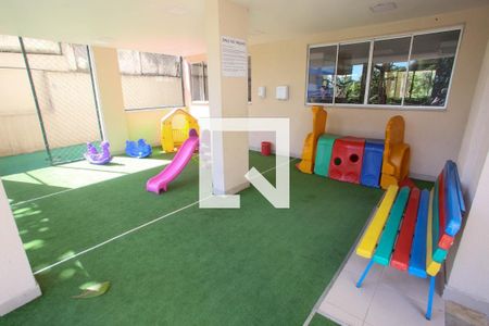 Apartamento para alugar com 64m², 2 quartos e 1 vagaÁrea comum - Playground