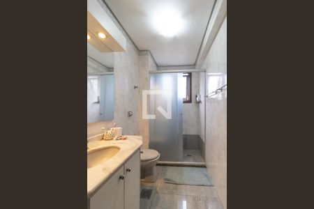 Apartamento à venda com 290m², 3 quartos e 2 vagasBanheiro da Suíte 