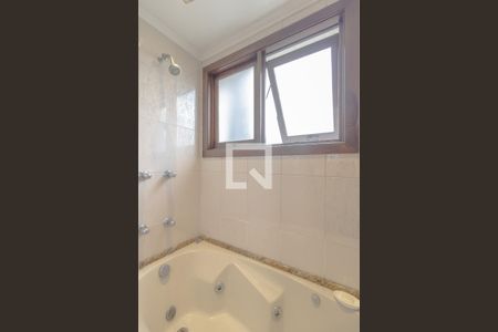 Apartamento à venda com 290m², 3 quartos e 2 vagasBanheiro da Suíte