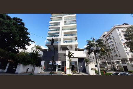 Apartamento à venda com 58m², 2 quartos e 1 vagaFachada 