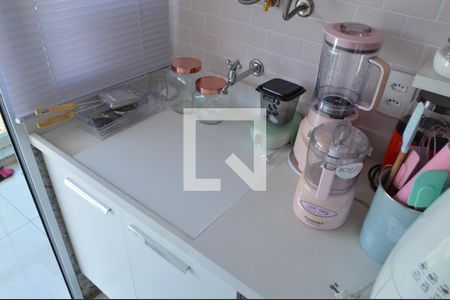 Apartamento à venda com 58m², 2 quartos e 1 vagaÁrea de Serviço